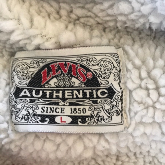 Levi’s VINTAGE Sherpa Trucker Jacket - Picture 2 of 3